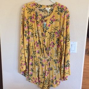 Umgee short romper. Brand new. Never been worn